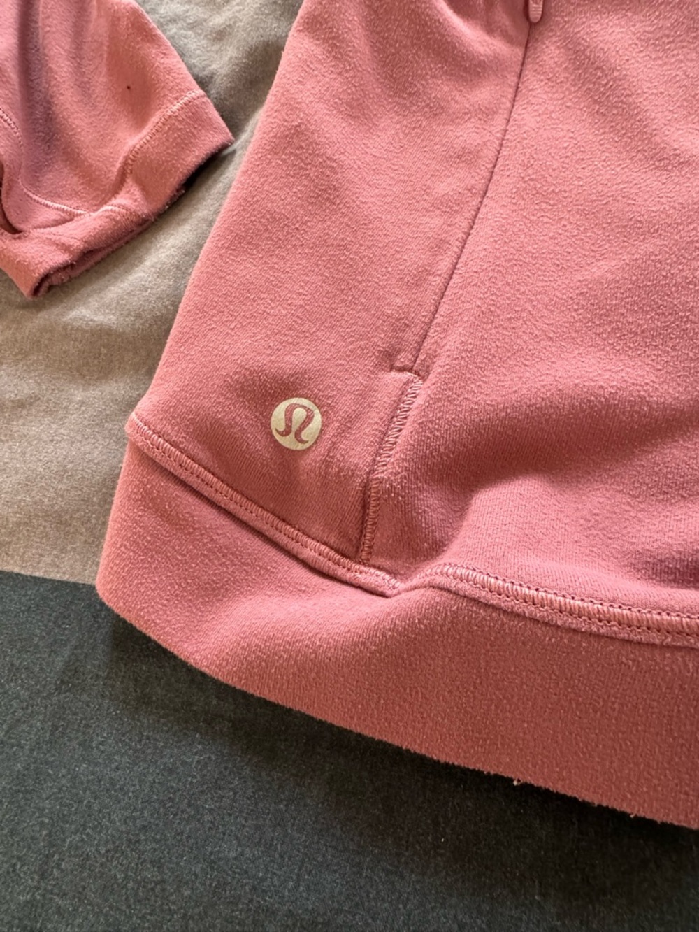 LULULEMON EUC CLOSE TO CROSSING LONG SLEEVE/ RULU/ Plumful - Picture 5 of 12